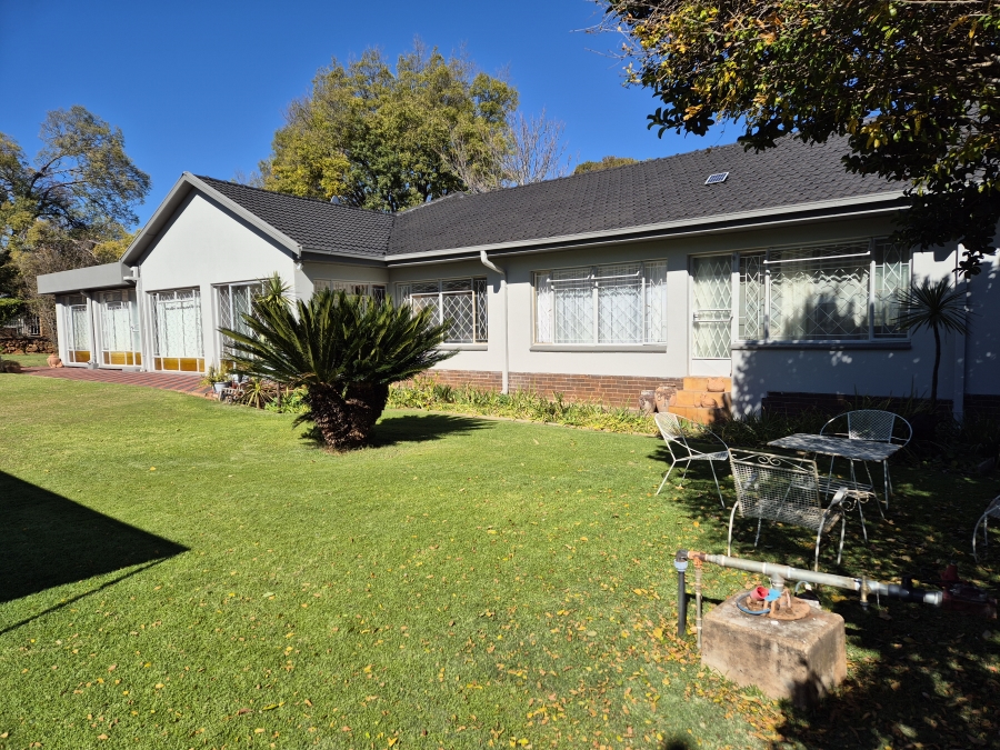 3 Bedroom Property for Sale in Flamwood North West
